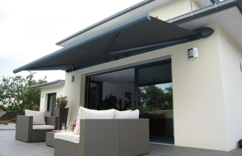 Stores & Pergolas